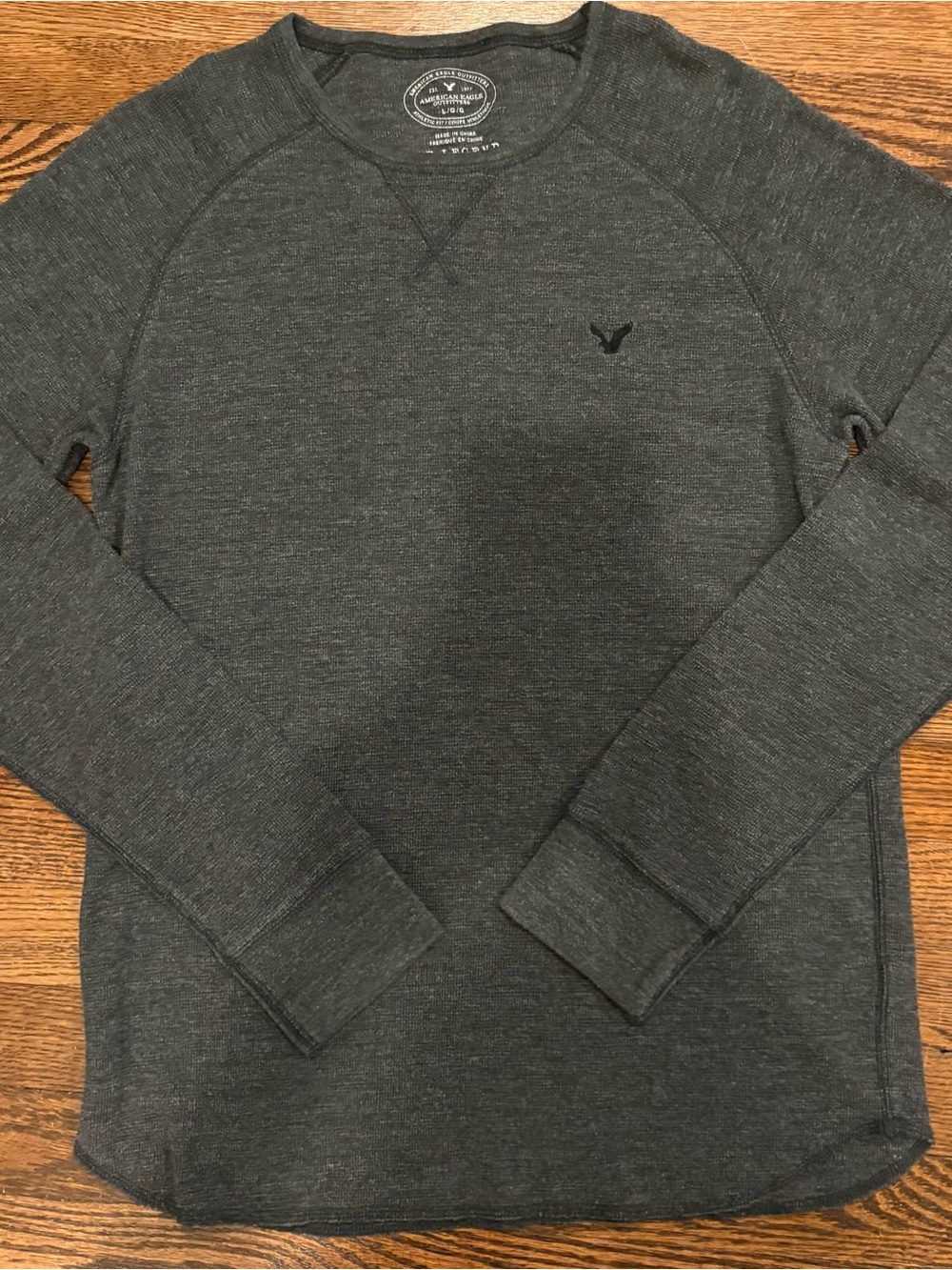 American Eagle Outfitters Men's Charcoal Heather Long-Sleeve Crew